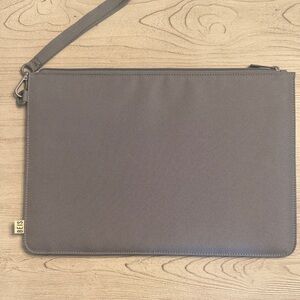 BEIS laptop case